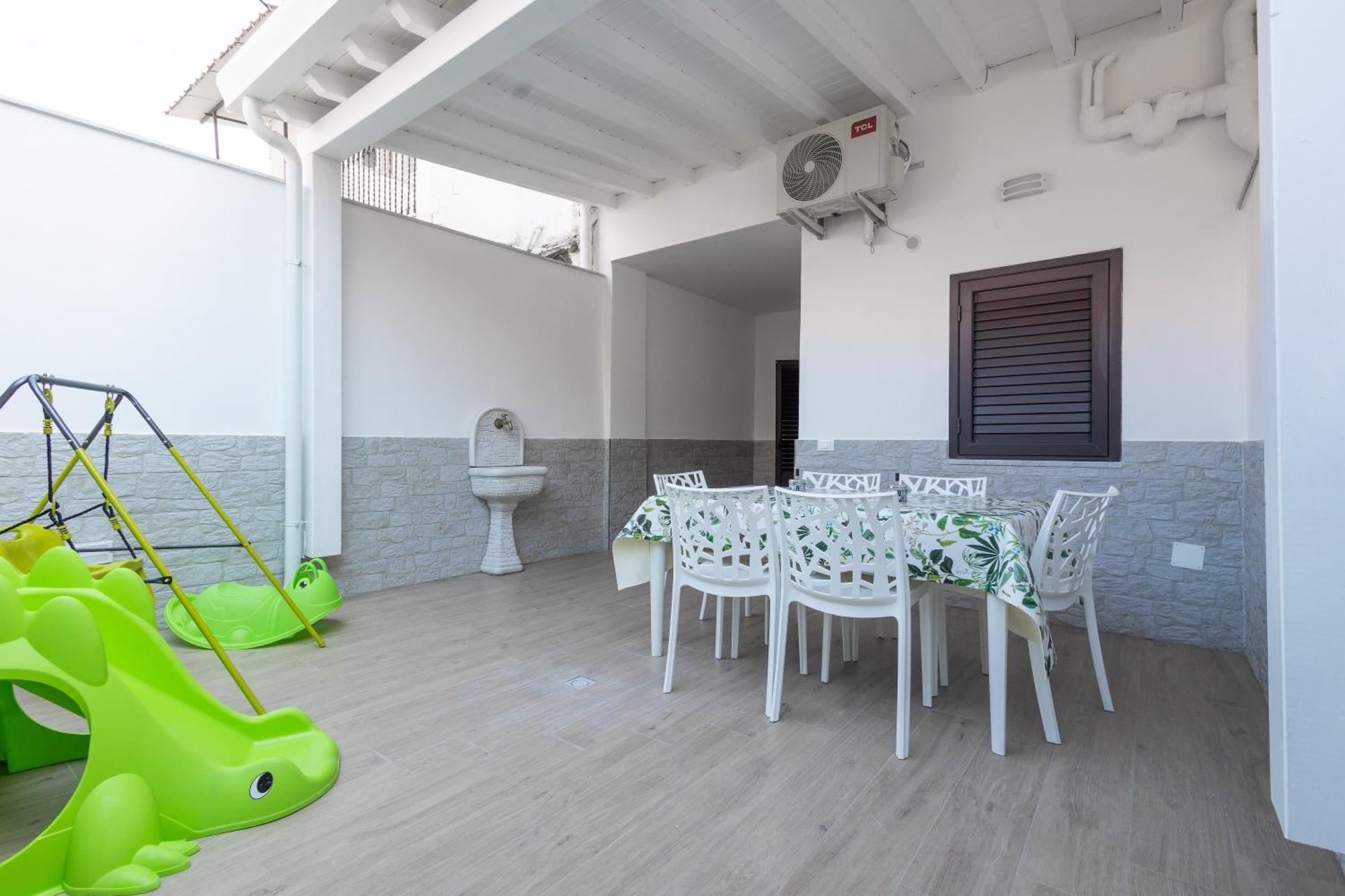 Ludo Holiday House - Charming Con Patio A Due Passi Dalla Cattedrale Palermo Zewnętrze zdjęcie