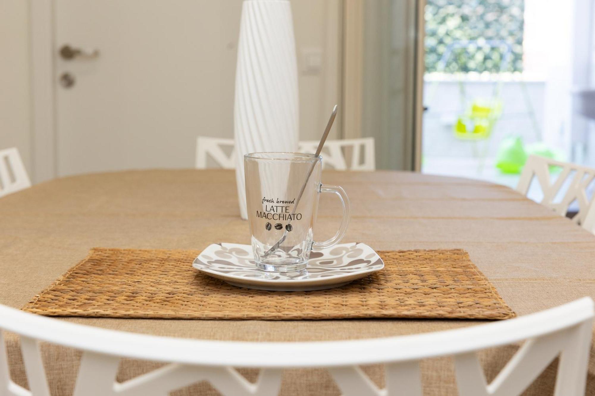 Ludo Holiday House - Charming Con Patio A Due Passi Dalla Cattedrale Palermo Zewnętrze zdjęcie